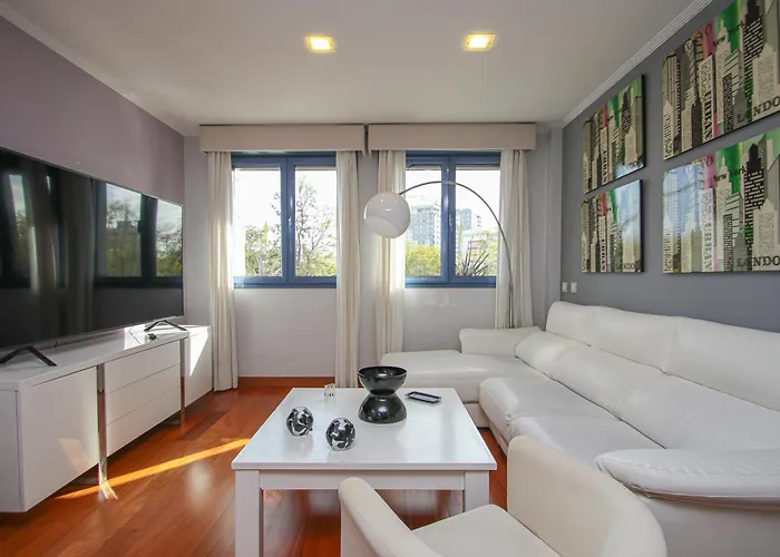 Luxury Apt In Plaza De Espana - Free Parking